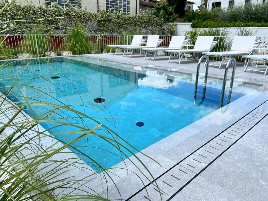 Villa Fedora Luxury Suites Лука Екстериор снимка